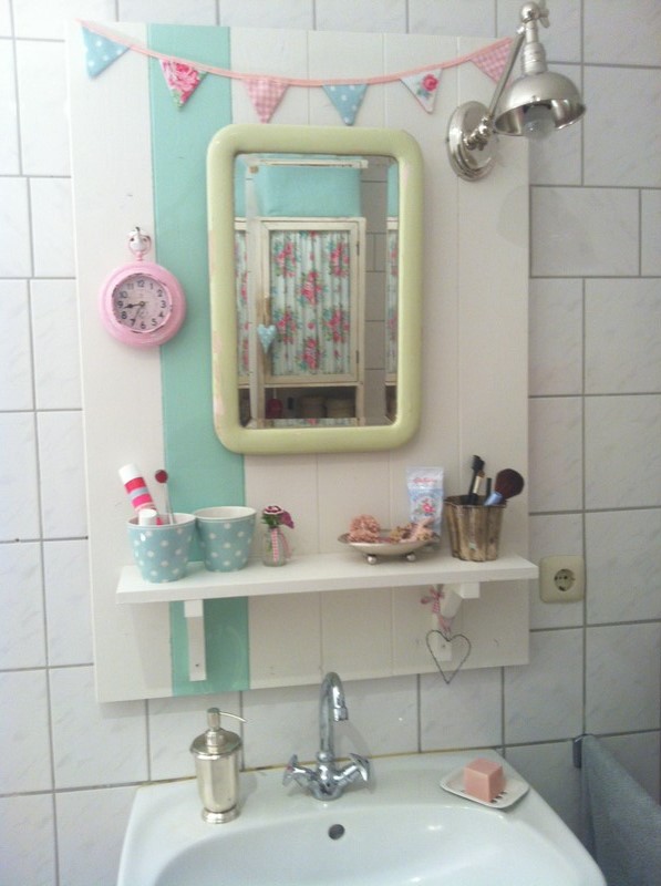 Lille Gren: Neues fröhliches Badezimmer Lille Gren: Neues fröhliches Badezimmer