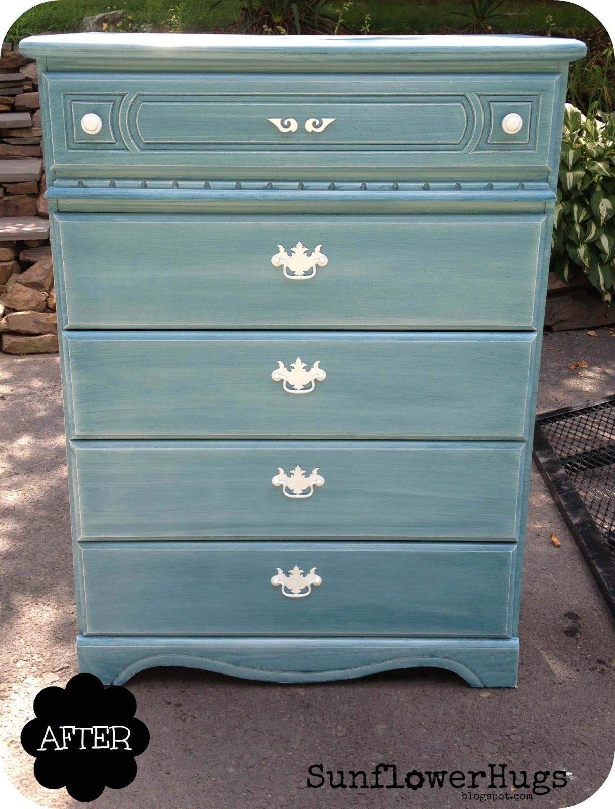 SunflowerHugs Pressboard Dresser