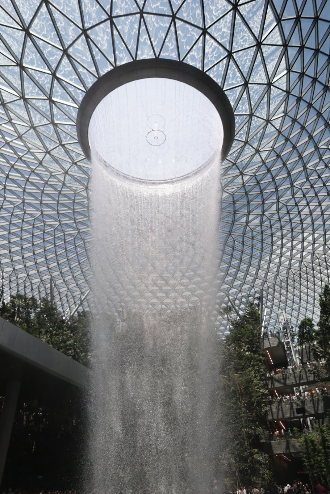 [Travel] Enchanted Jewel Changi Singapore Stevie Wong