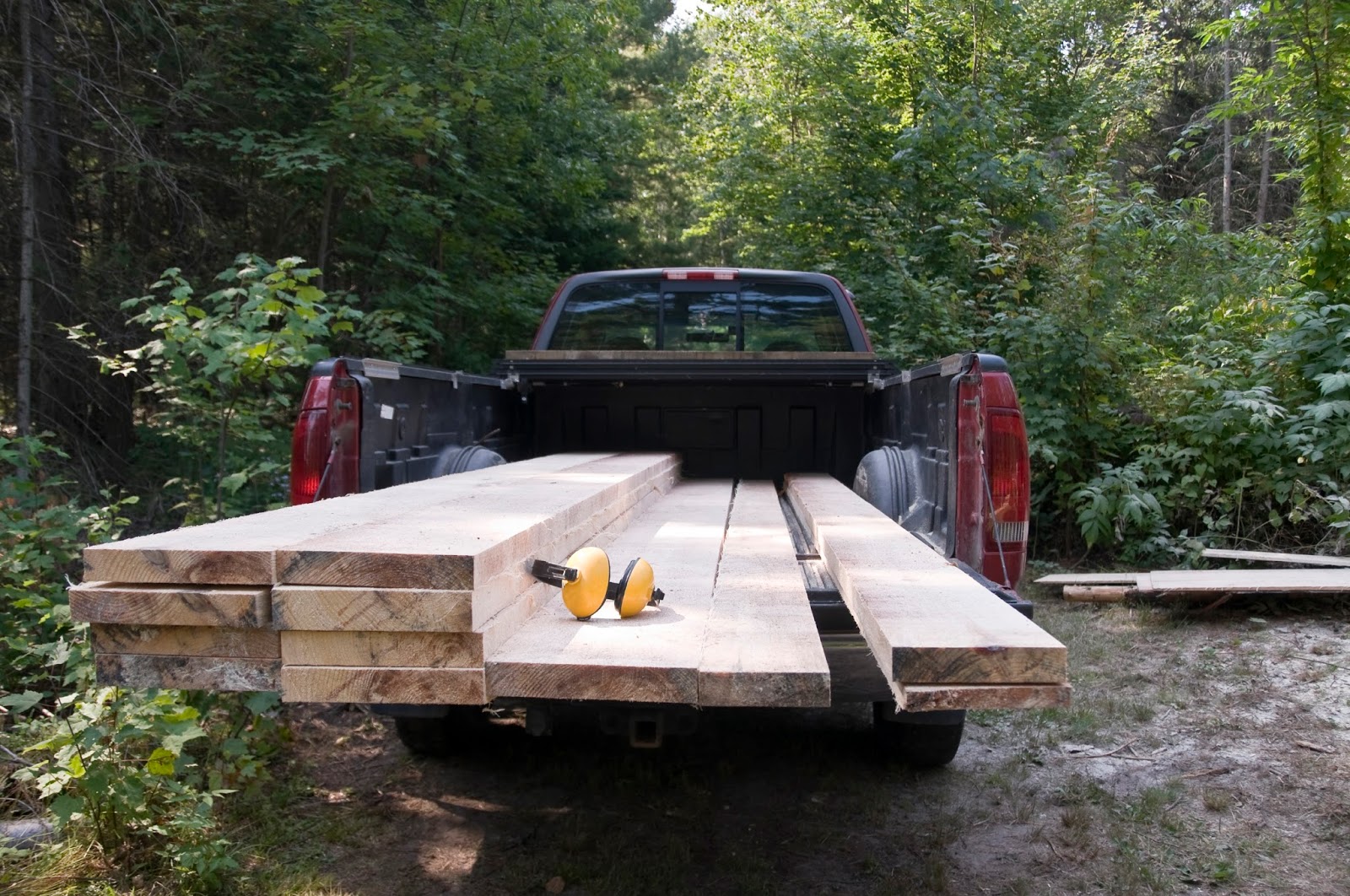 SECURA Blog Tips for securing loads to your pickup, flatbed, or trailer