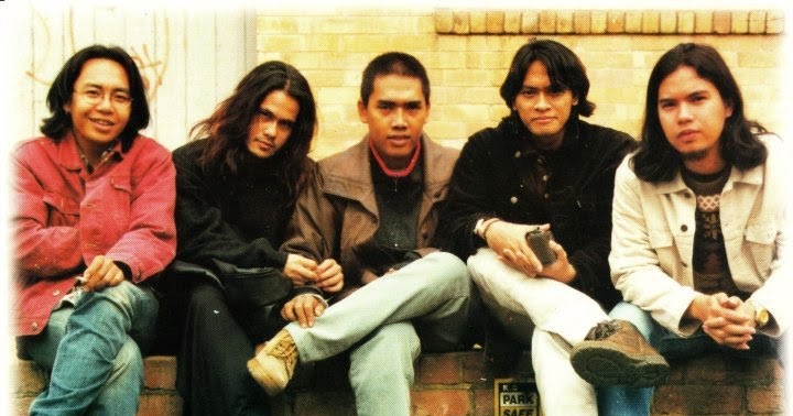 Senja di atas Bukit: Grup Band Indonesia Populer dan Ngetop di Tahun