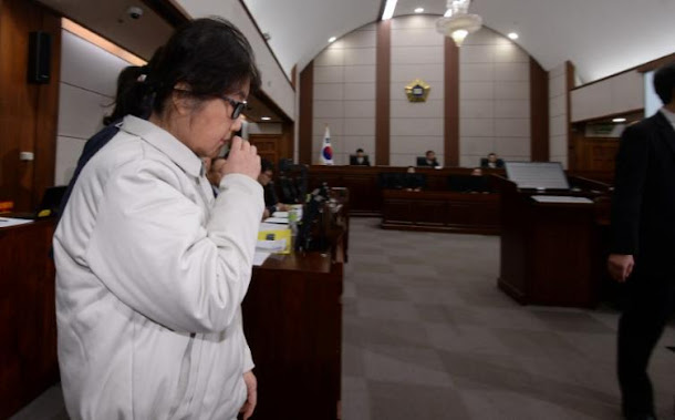 根據路透社報導,丹麥檢察官17日表示,丹麥將引渡韓前總統惠閨醜聞的當事人崔順實的女兒鄭維羅回韓國。 根據路透社報導,丹麥檢察官17日表示,丹麥將引渡韓前總統惠閨醜聞的當事人崔順實的女兒鄭維羅回韓國。