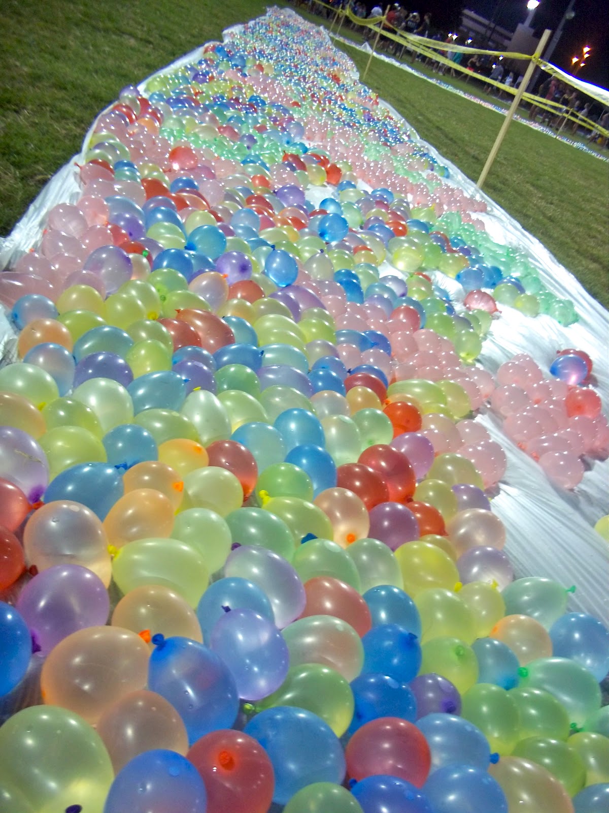 little miss lovebird World's Largest Water Balloon Fight