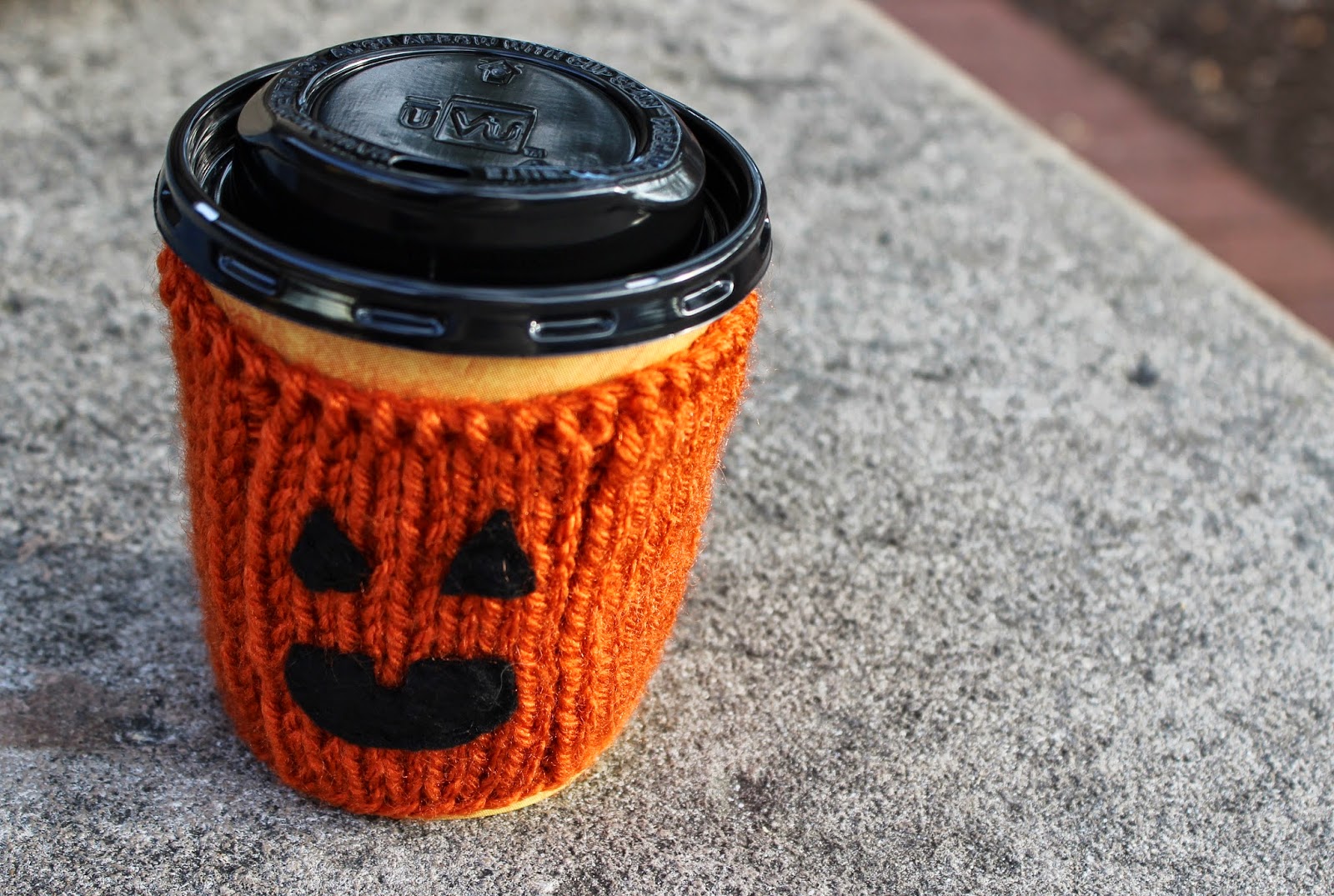 The Curious Rabbit JackoLantern Coffee Cozy Tutorial