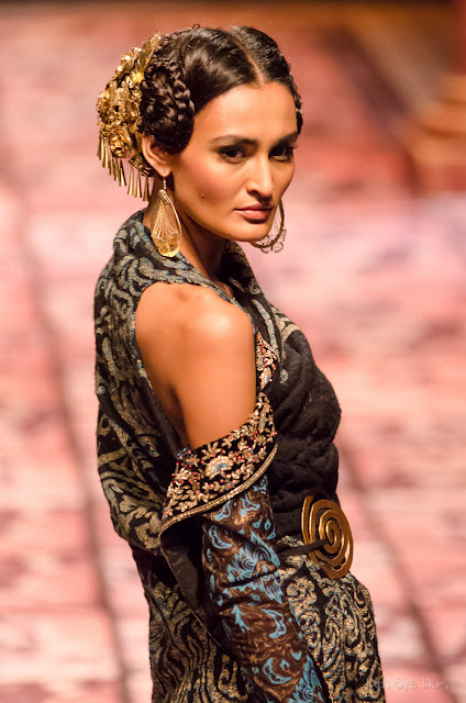 Suneet Varma India Bridal Fashion Week 2013 The Golden Bracelet