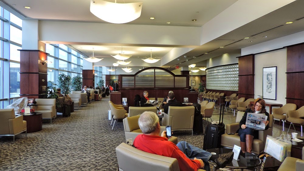 The Filipino Traveler Review United Club, Newark Liberty Airport (EWR)