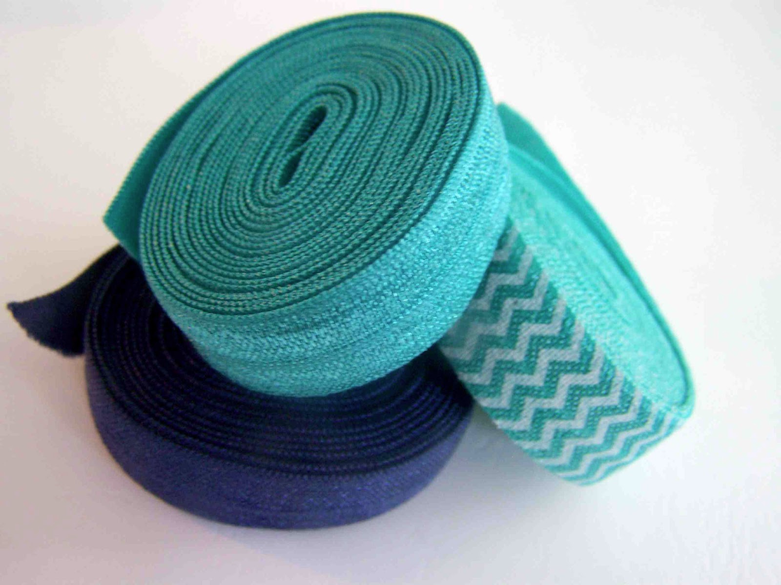 Made by Me. Shared with you. Tutorial DIY Fold Over Elastic Hair Ties