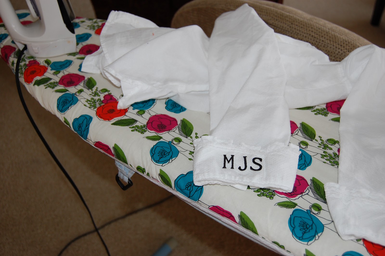 I Made Design Monogrammed shirt cuffs