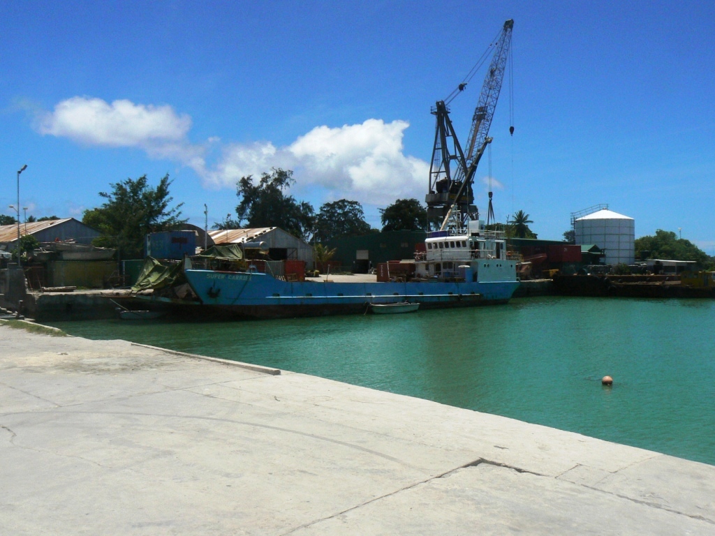 SAILING HELENA Tarawa, Kiribati