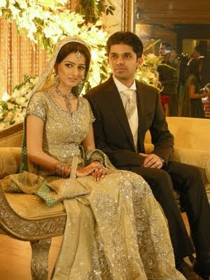 http://3.bp.blogspot.com/-ttipynRe5B8/TsSvSJjZqGI/AAAAAAAAHHo/ywEIsRwQ66Y/s400/Beautiful+wedding+pakistani+couples+%2528113%2529.jpg