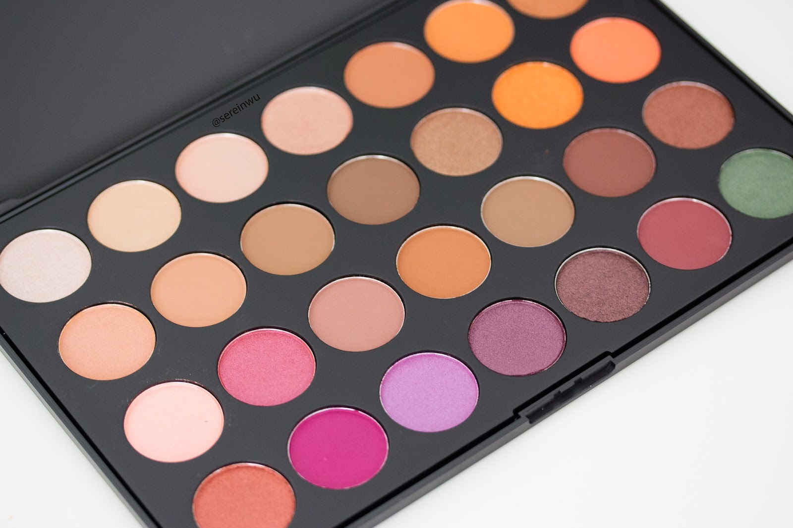 Dress Yourself Happy By Serein Jaclyn Hill Favorites for Morphe Brushes