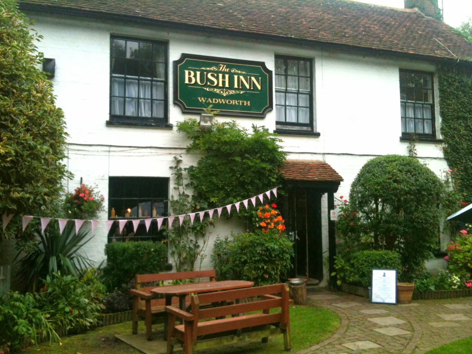 Gentlemen's Pie Club of Waltham The Bush Inn, Ovington, 26th