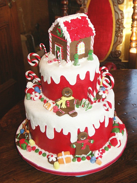 Accidental Wonderland: Piquing My Pinterest Christmas Cake Edition