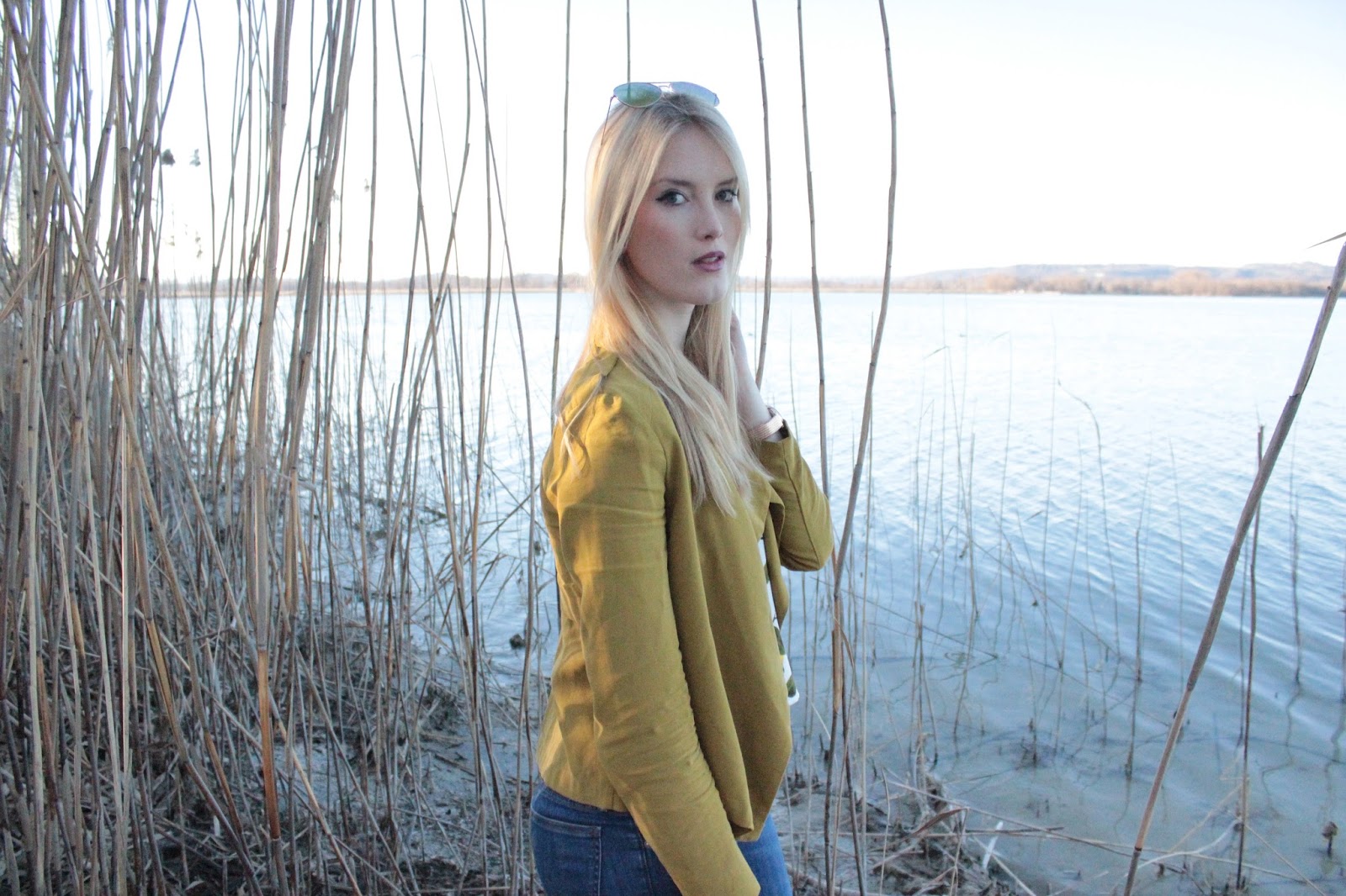 Fashion Outfit Moos Bodensee Zara Zitronen Olive Blazer Henry London Uhr Fashion Outfit Moos Bodensee Zara Zitronen Olive Blazer Henry London Uhr