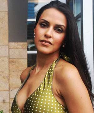 Neha+dhupia+hot+photos+julie