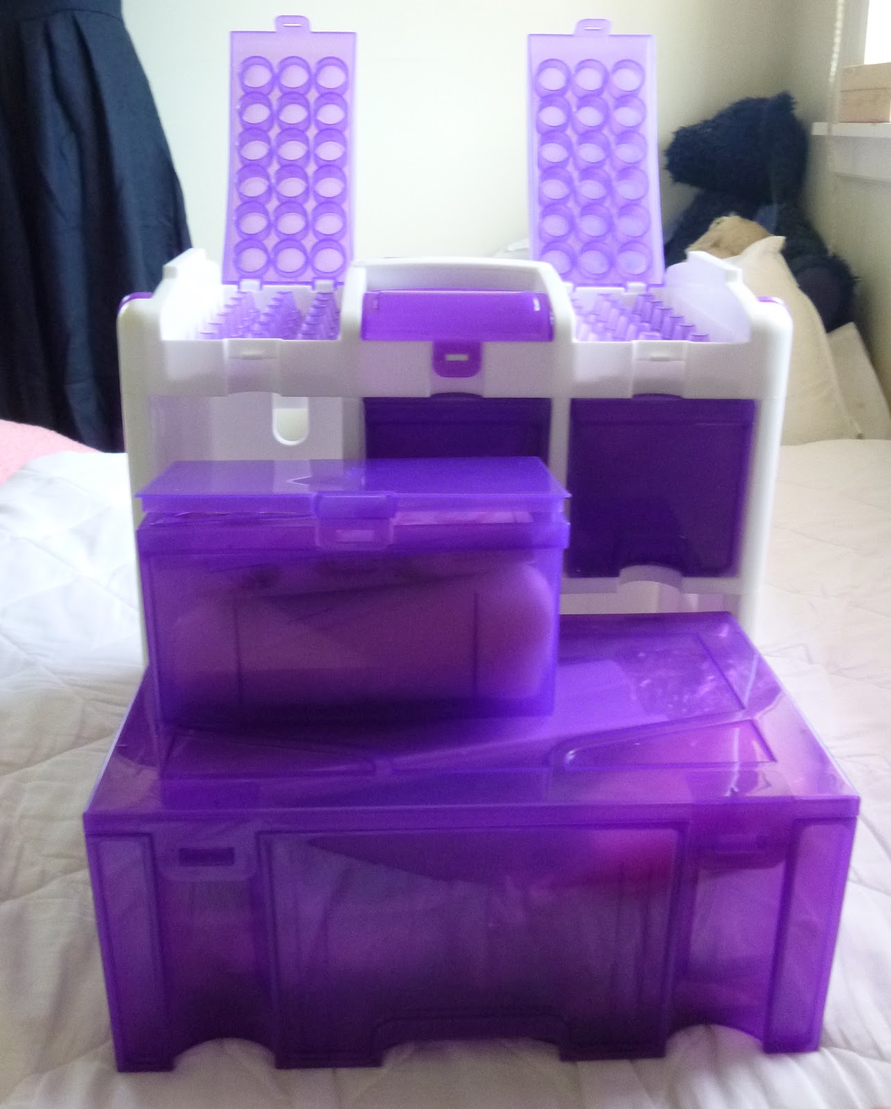 bits and bobs about cake decoration Wilton Ultimate Professional Cake