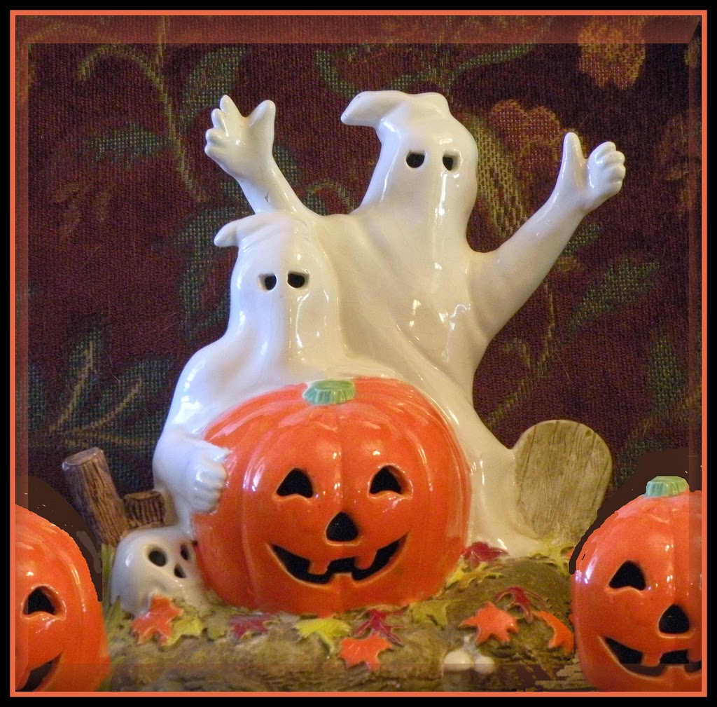 The Suburban Seer Halloween and Divination The Suburban Seer Halloween and Divination