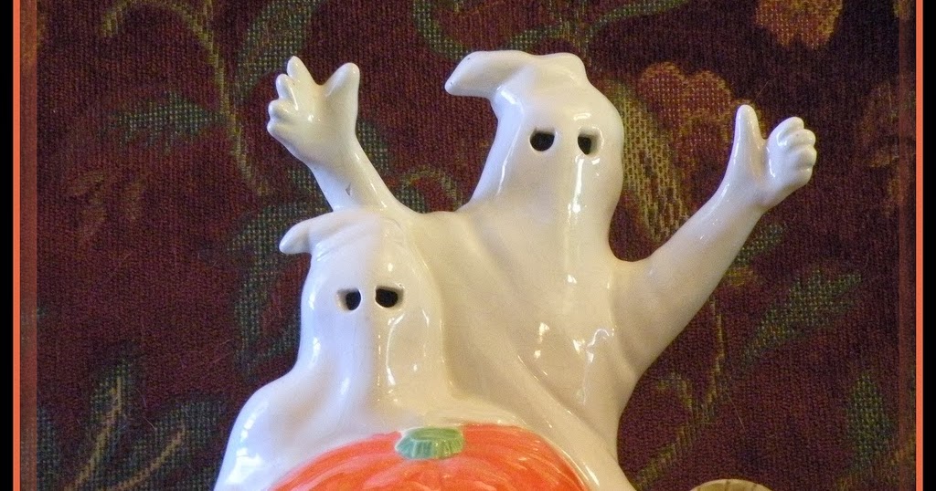 The Suburban Seer Halloween and Divination The Suburban Seer Halloween and Divination