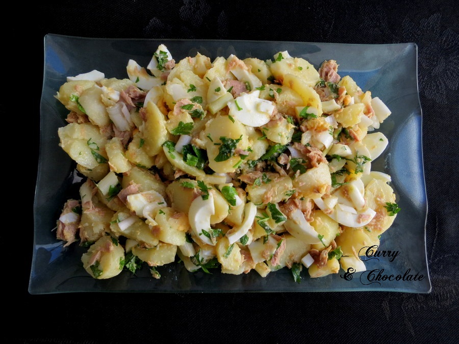“Papas aliñás” andaluzas o aliño de patatas cocidas – Andalusian potato salad “Papas aliñás” andaluzas o aliño de patatas cocidas – Andalusian potato salad