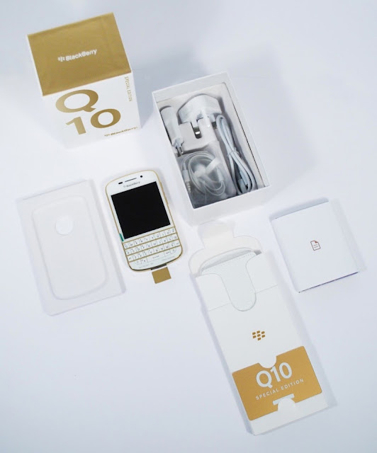 Q10 special edition in box