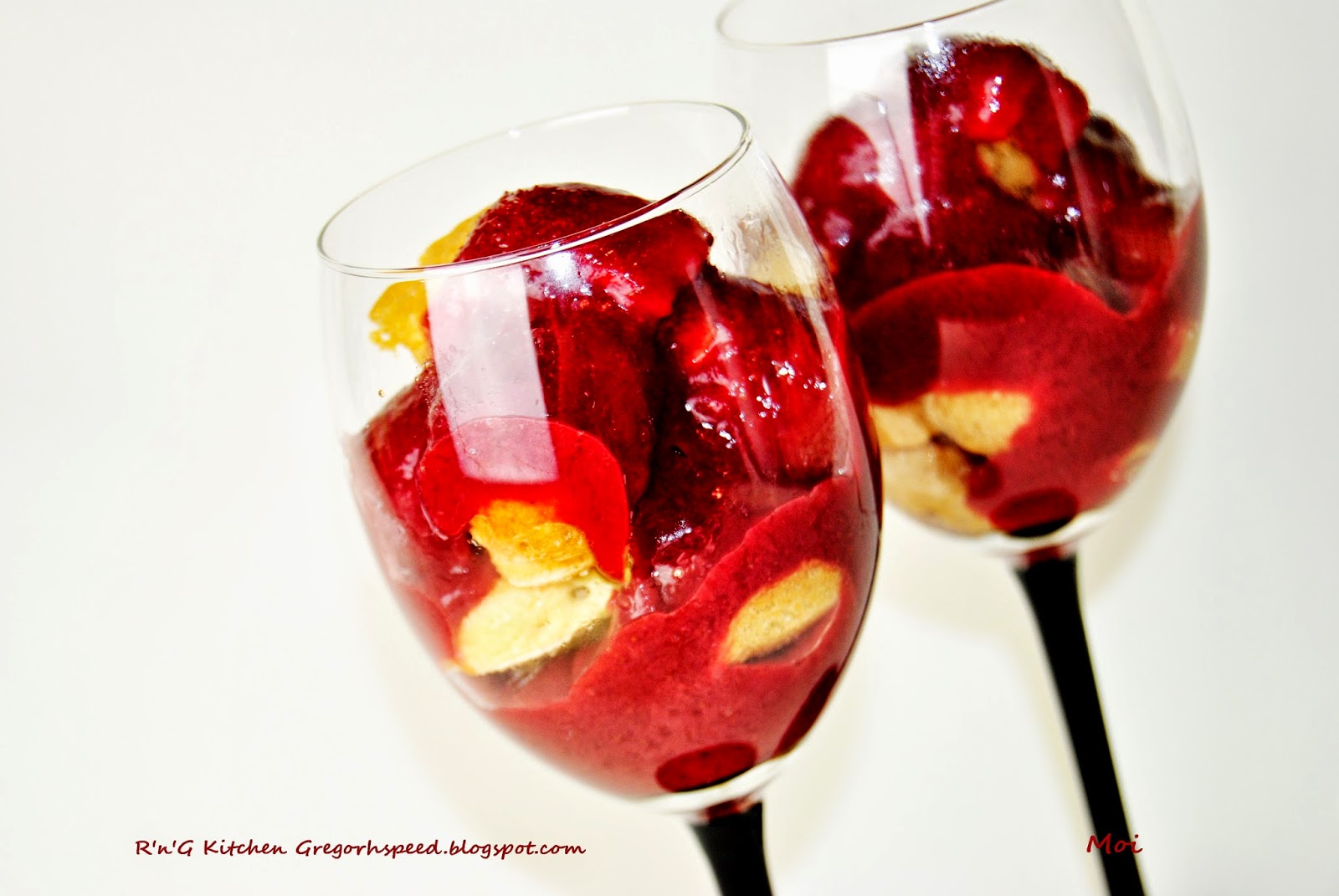 R'n'G Kitchen Deser Lady Fingers