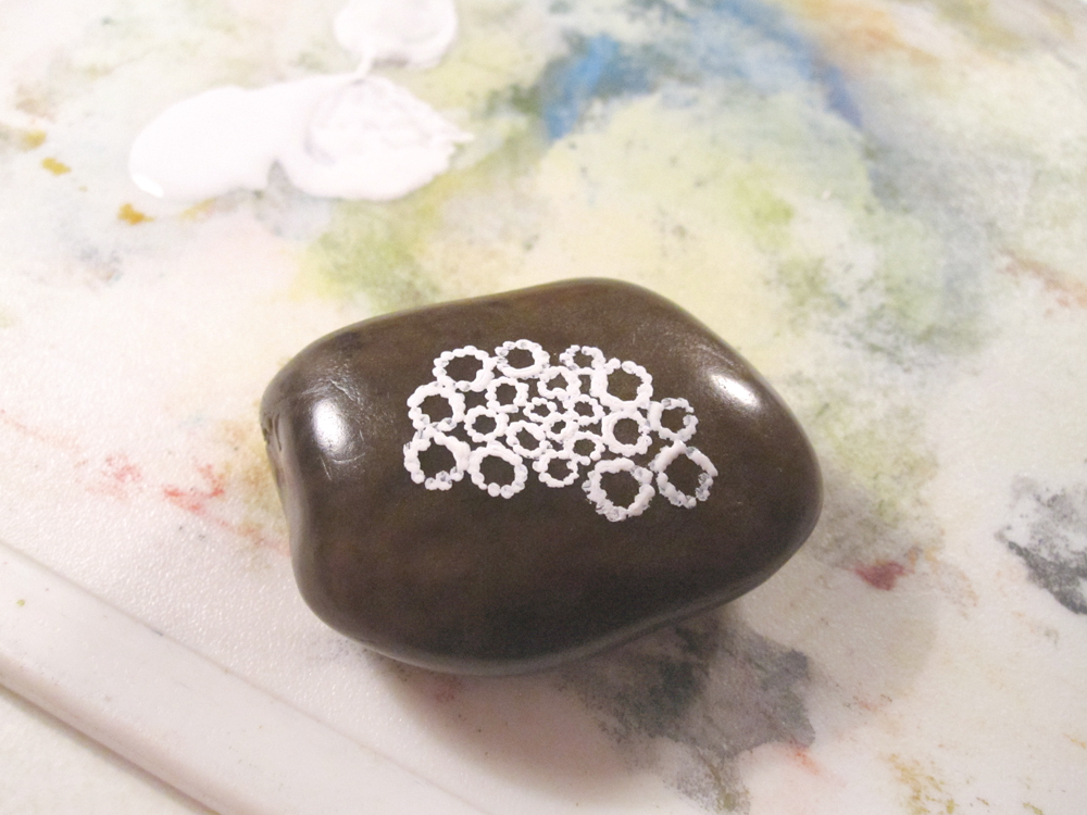 Painted Lace Rocks Tutorial Behind
