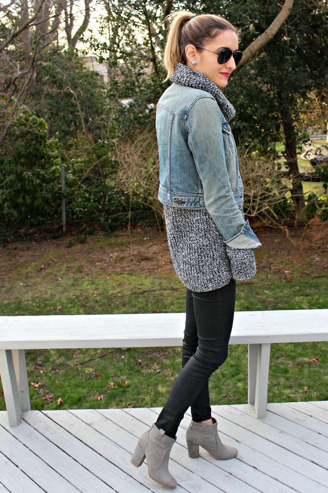 Michelle's Pa(i)ge Fashion Blogger based in New York WEARING A DENIM