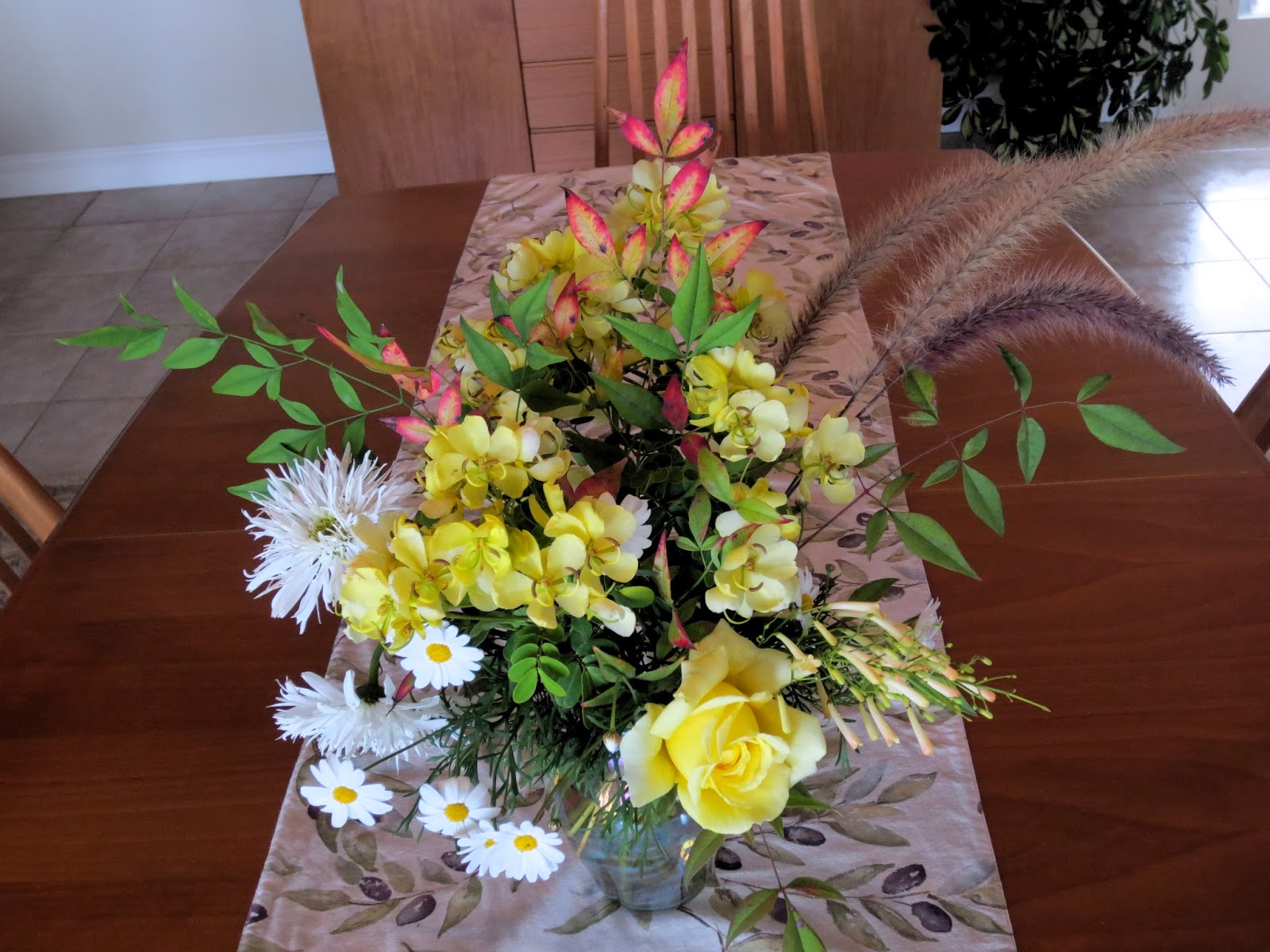 Late to the Garden Party: Fragile Fall Bouquet