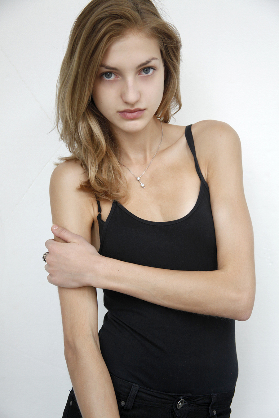 ELITE MODEL MANAGEMENT BARCELONA: Simona Andrejic Polaroids