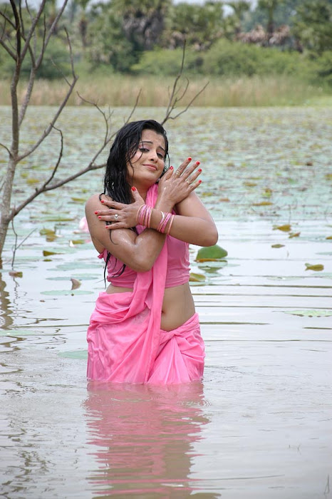 roopika spicy @ senkadu movie unseen pics