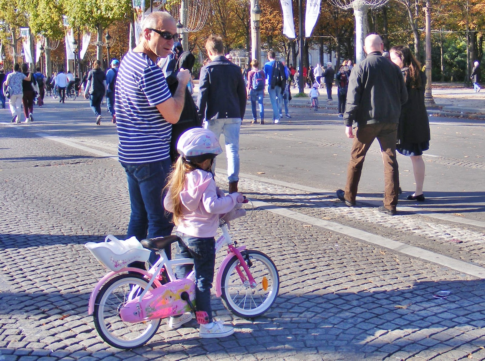 prostituées sur les champs elysees