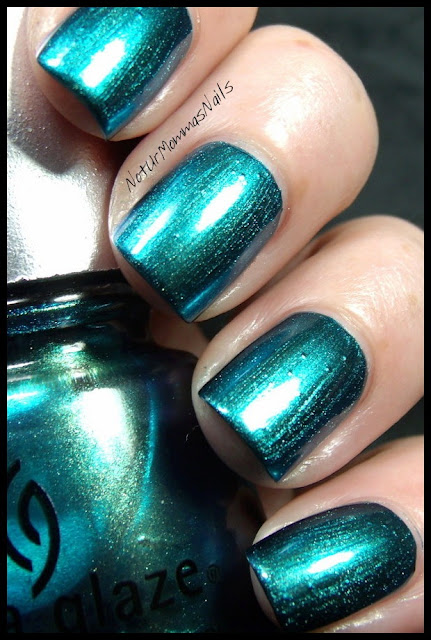 China Glaze Deviantly Daring