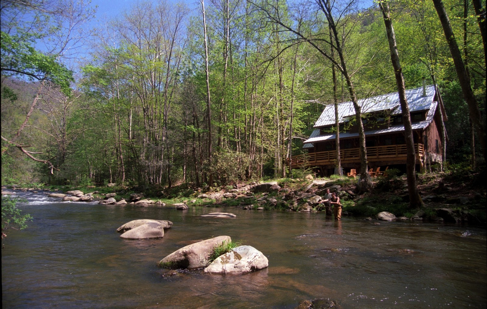 A FREE Daily Visitor Guide for the North Carolina Mountains and 50+ NC