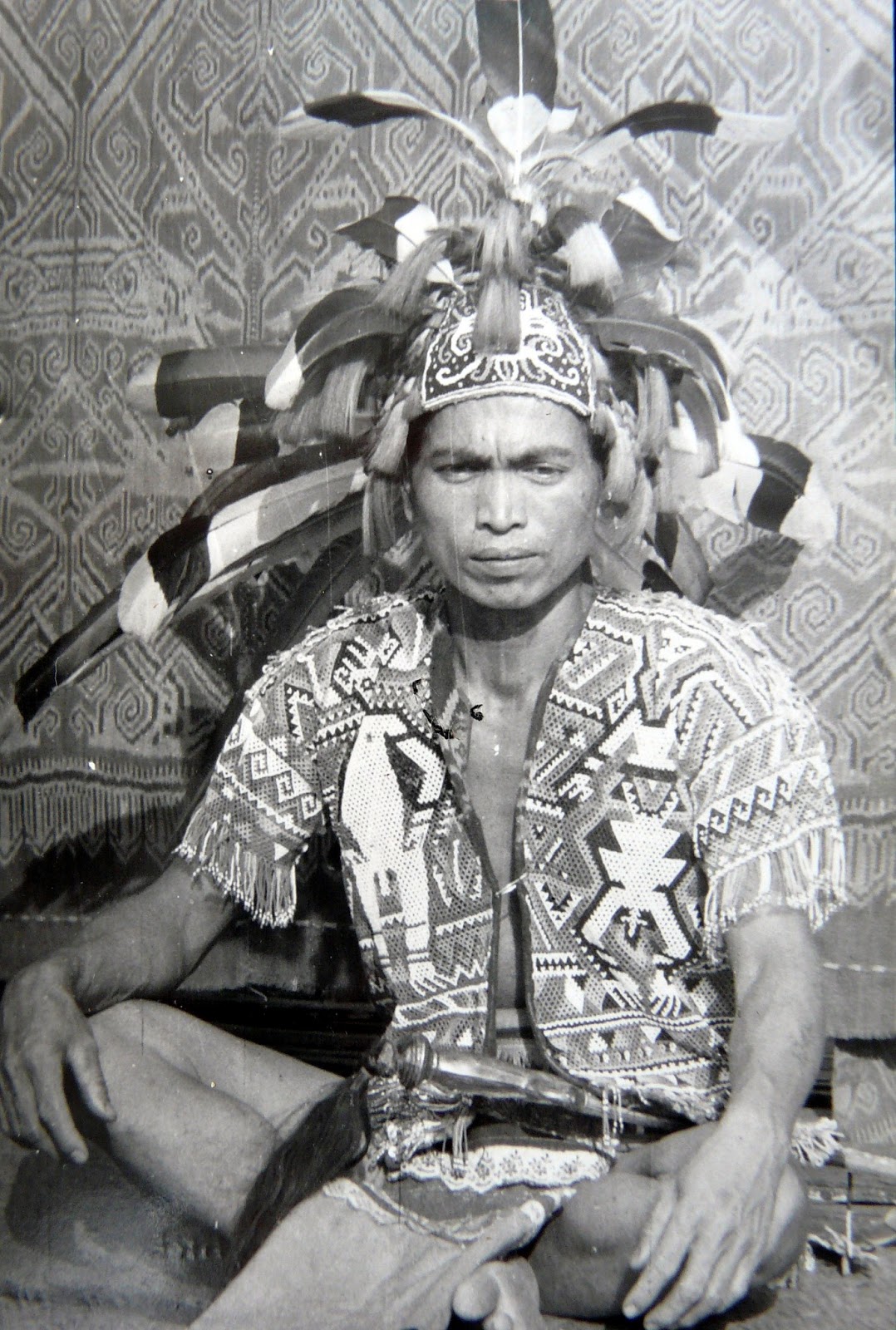 headhunters of borneo Malaysian borneo has two states, sarawak and sabah, trekking in borneo is the real deal dayak headhunters once roamed the same trails,. headhunters of borneo Malaysian borneo has two states, sarawak and sabah, trekking in borneo is the real deal dayak headhunters once roamed the same trails,.