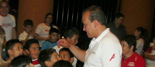 Alejandro González Álvarez;  comprometido con el deporte