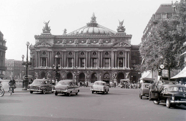 Fascinating Historical Picture of Paris Opera in 1957 