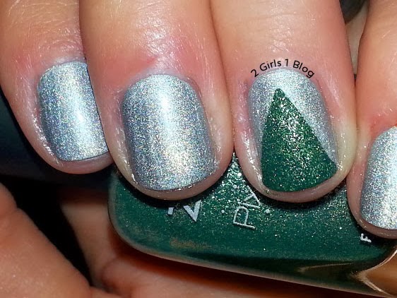 2 Girls 1 Beauty Blog: Christmas Tree Nails Pictorial!