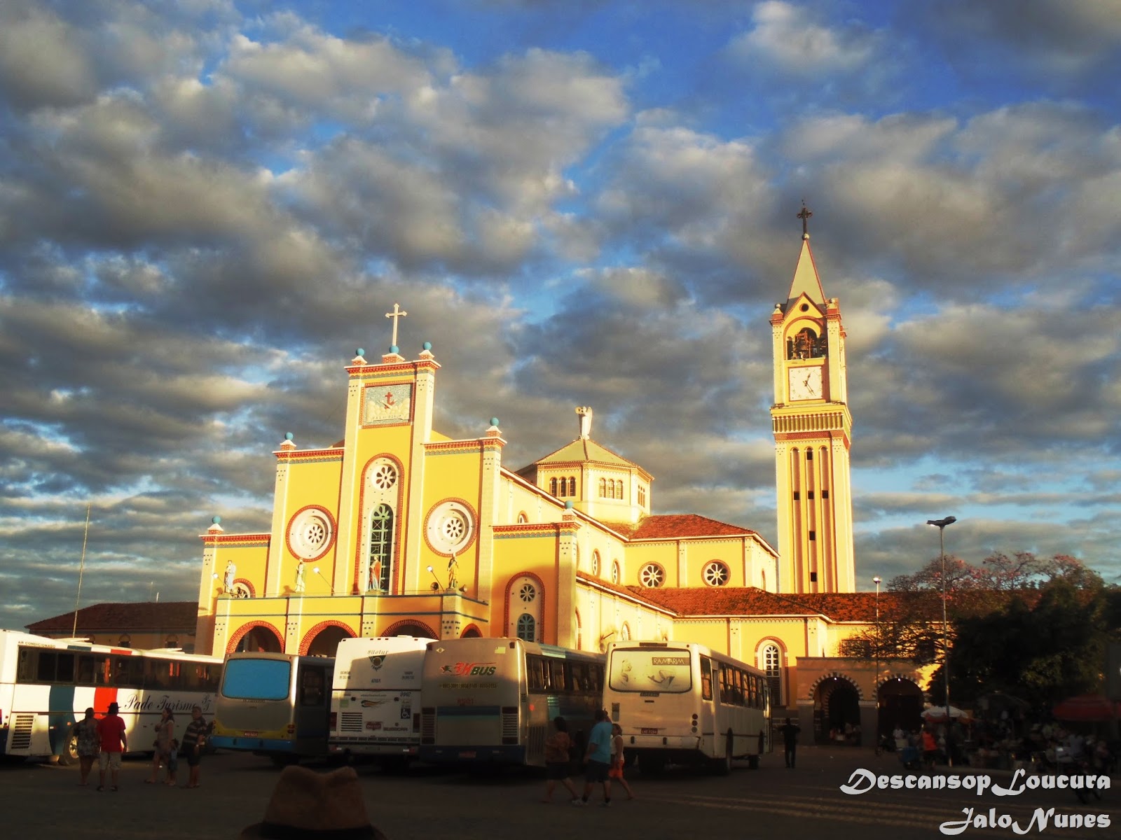 DESCANSO PARA LOUCURA Santuário São Francisco das Chagas Juazeiro do