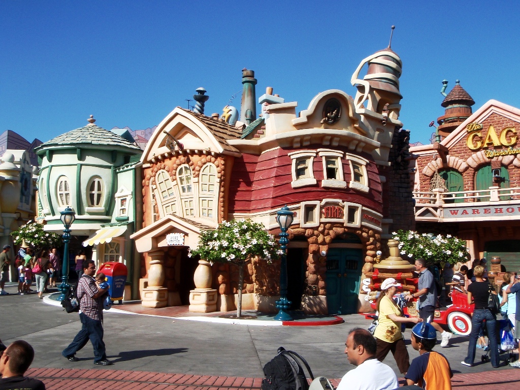 Pure Imagineering: What is Disneyland's theme?