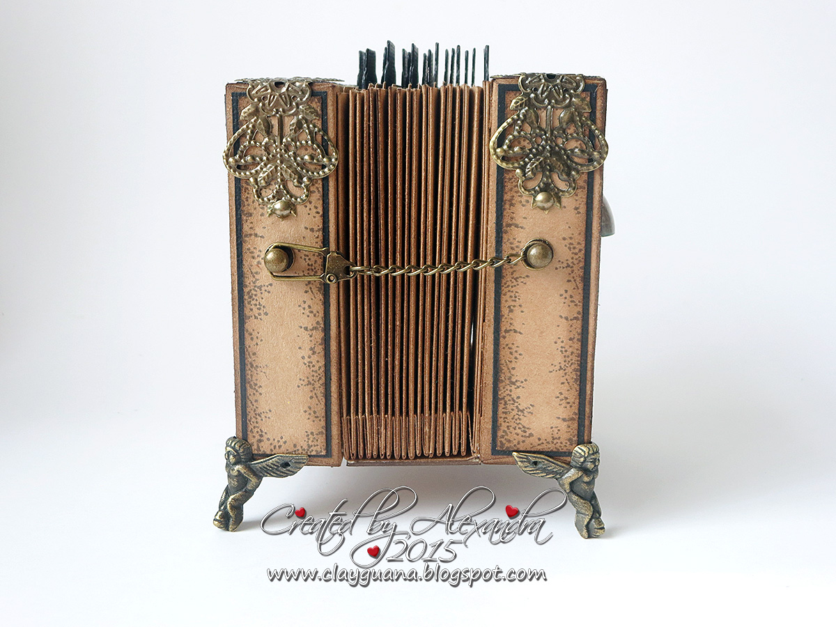 *ClayGuana Accordion Pockets Album Tutorial is Up