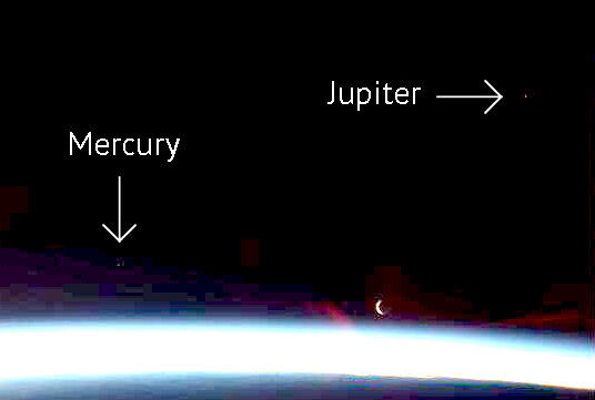 太阳，月亮，水星和木星同时出现在地球弧线上