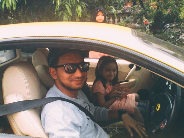 Amira Aqila DUKE Zizan Ferrari