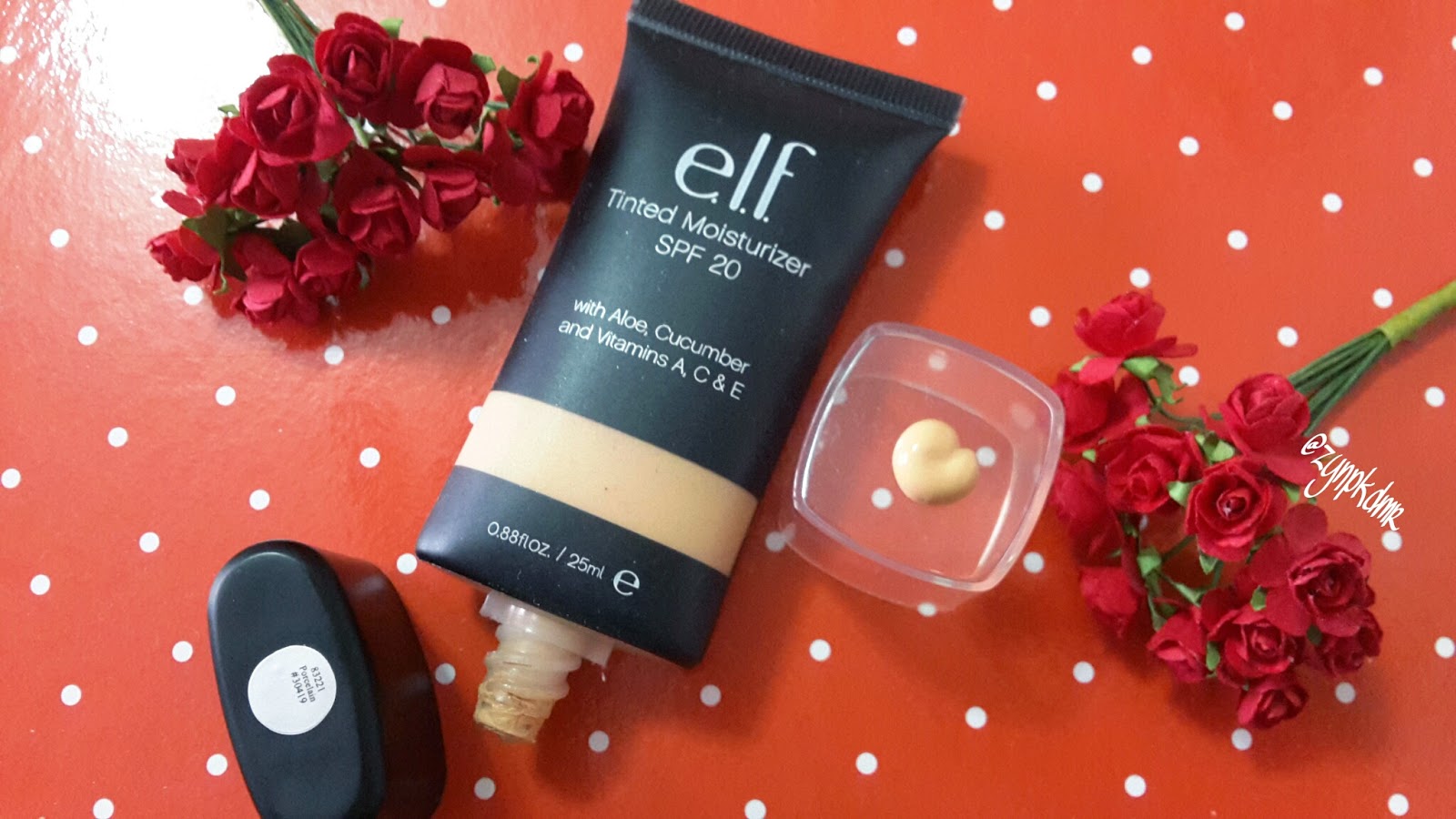 Elf - Elf Tinted Moisturizer - Renkli Nemlendirici