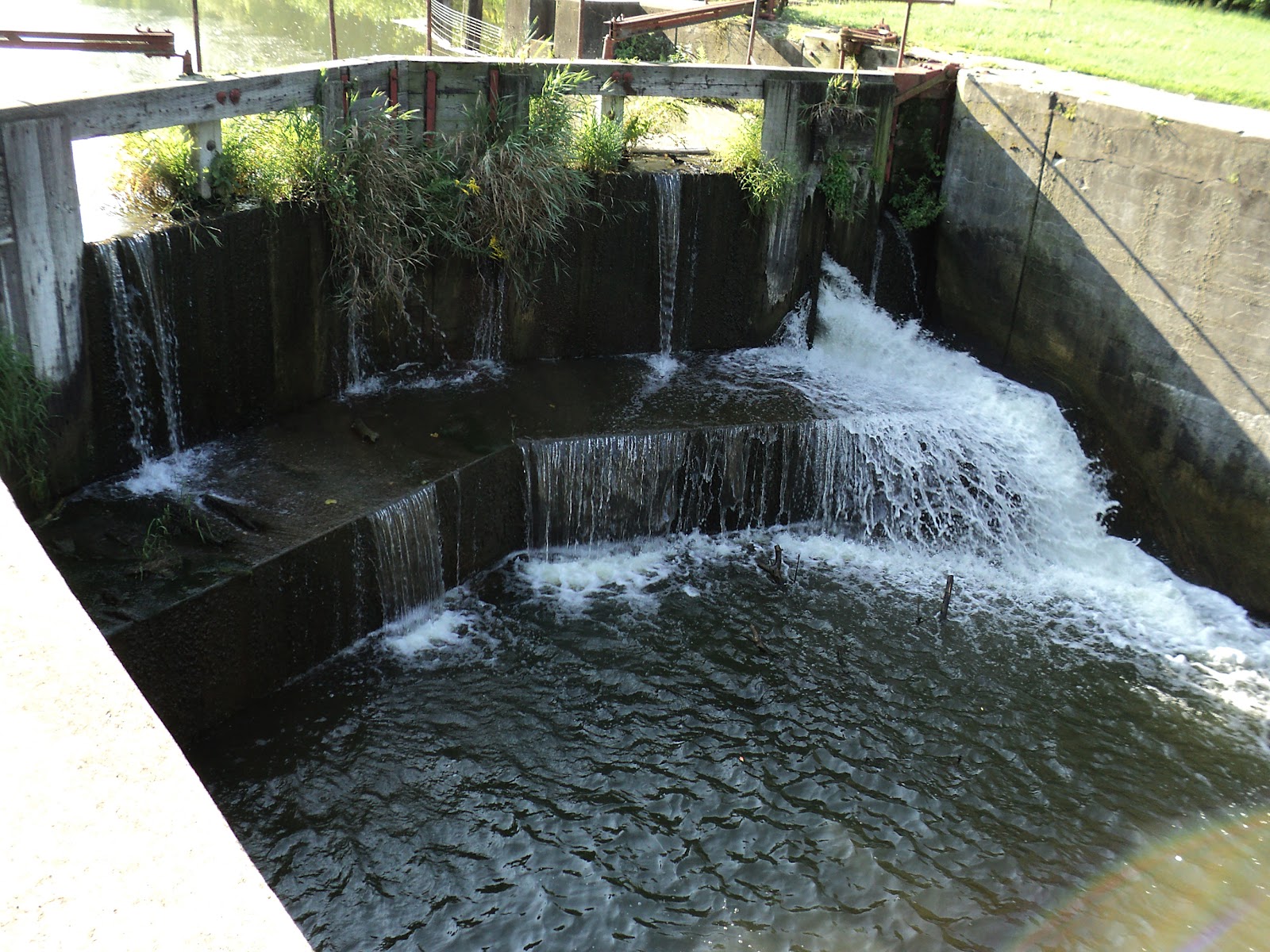 TREK by Jim & Judy Ride on the Hennepin Canal 9312
