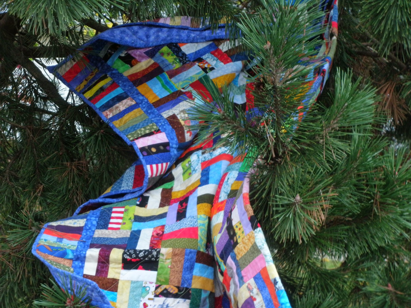 High Road Quilter Take Your Quilt on a Walk Day