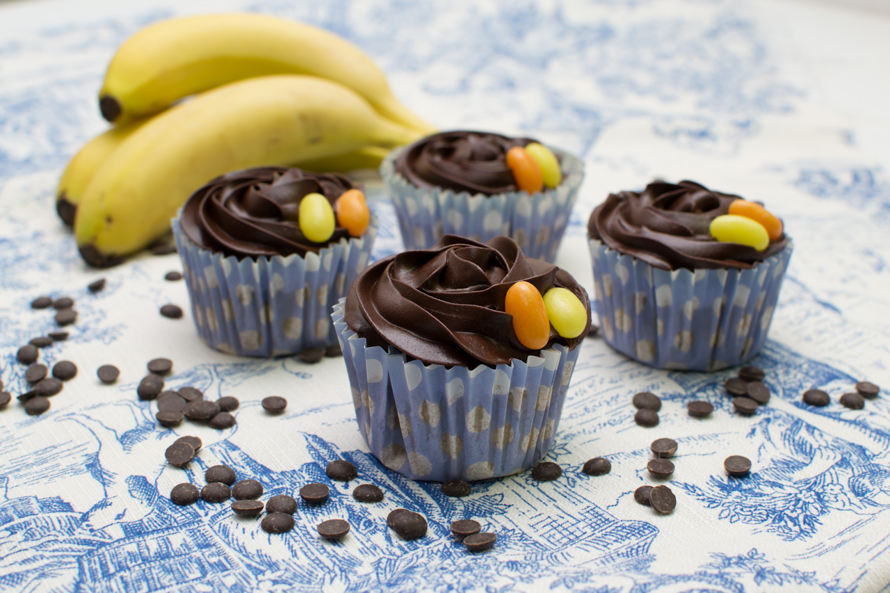 Mis princesas golosas Cupcake de plátano con nueces y chocolate amargo.