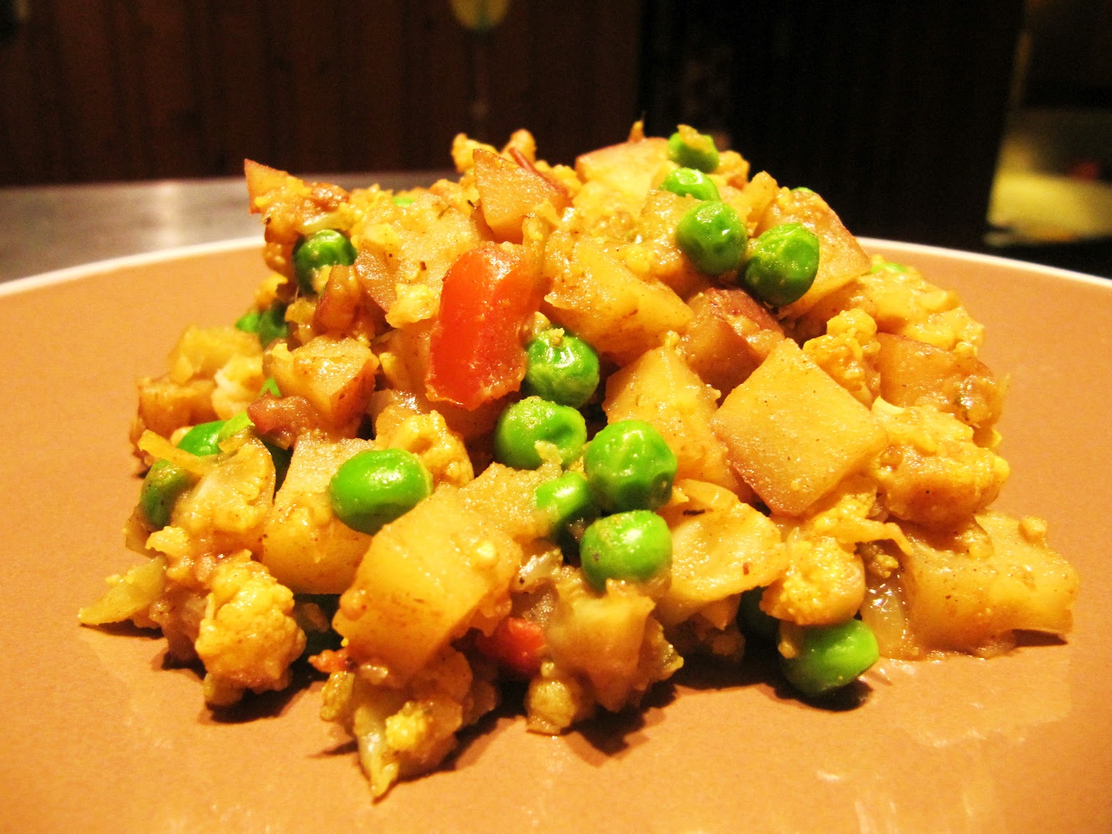 Mama Ozzy's Table Potatoes, Cauliflower and Peas with Indian Spices