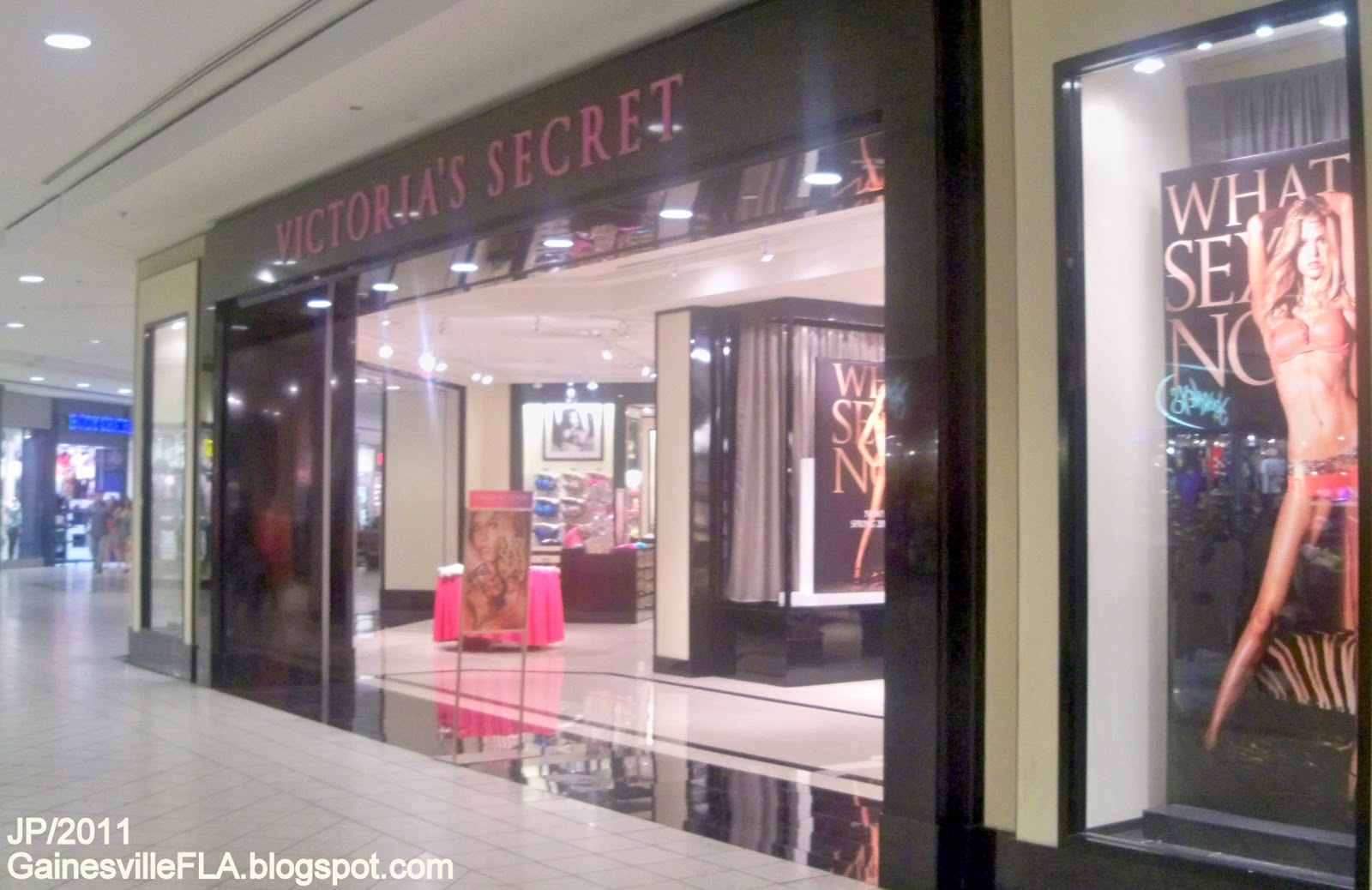Victoria Secret Clothing Store