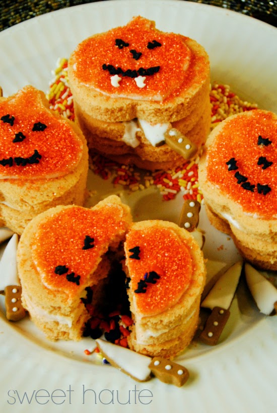 http://sweethaute.blogspot.com/2014/09/3d-pumpkin-diy-cookie-tutorial.html