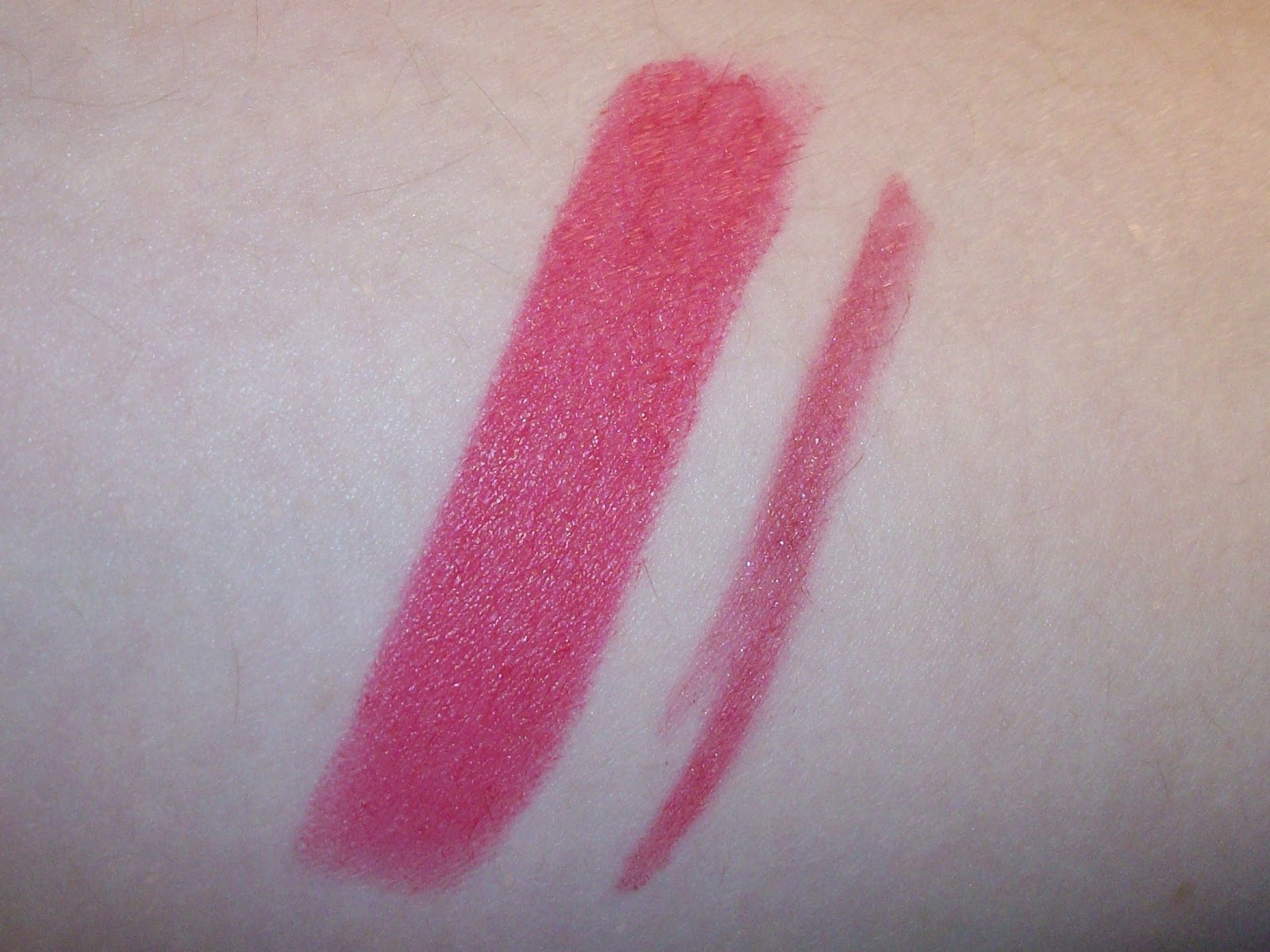 Lipstick from Chanel - Rouge Allure Velvet 'L'Exuberante' 37 - The